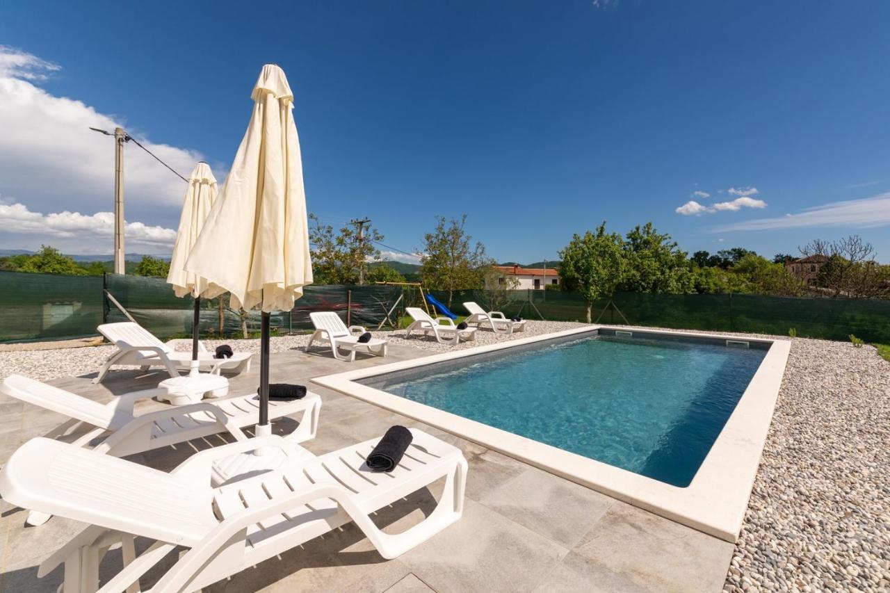 Villa Butoniga Nature Buzet Exteriér fotografie