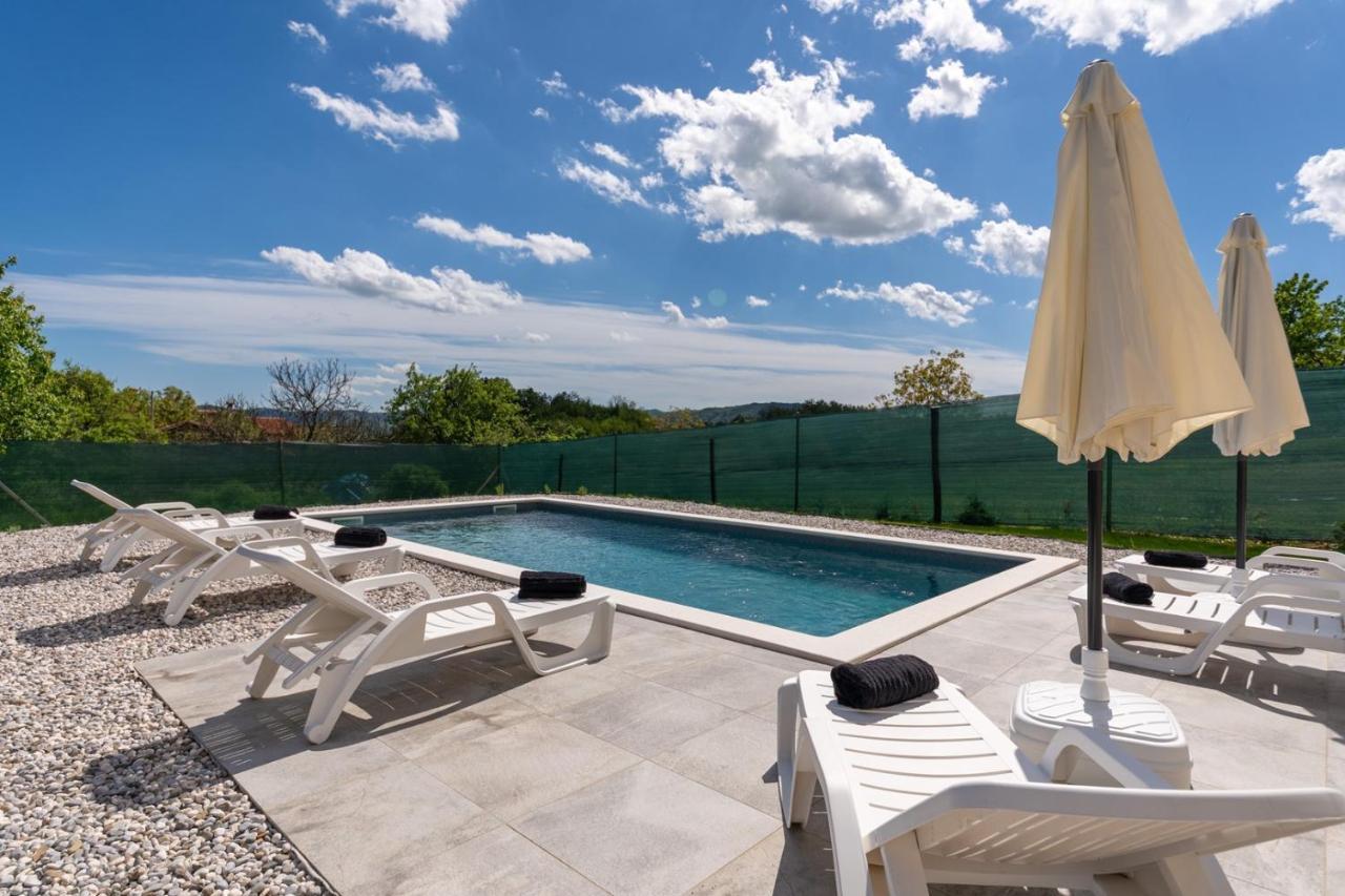 Villa Butoniga Nature Buzet Exteriér fotografie